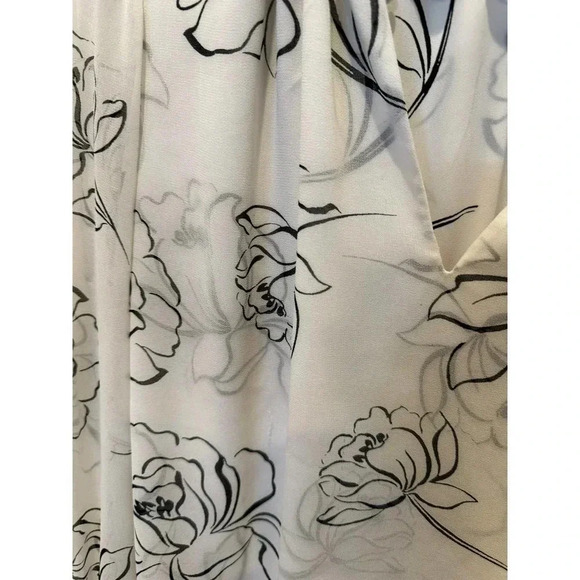 WHBM Women's White Floral Print Long Sleeve Mock Neck Blouse Size Medium - Picture 2 of 7